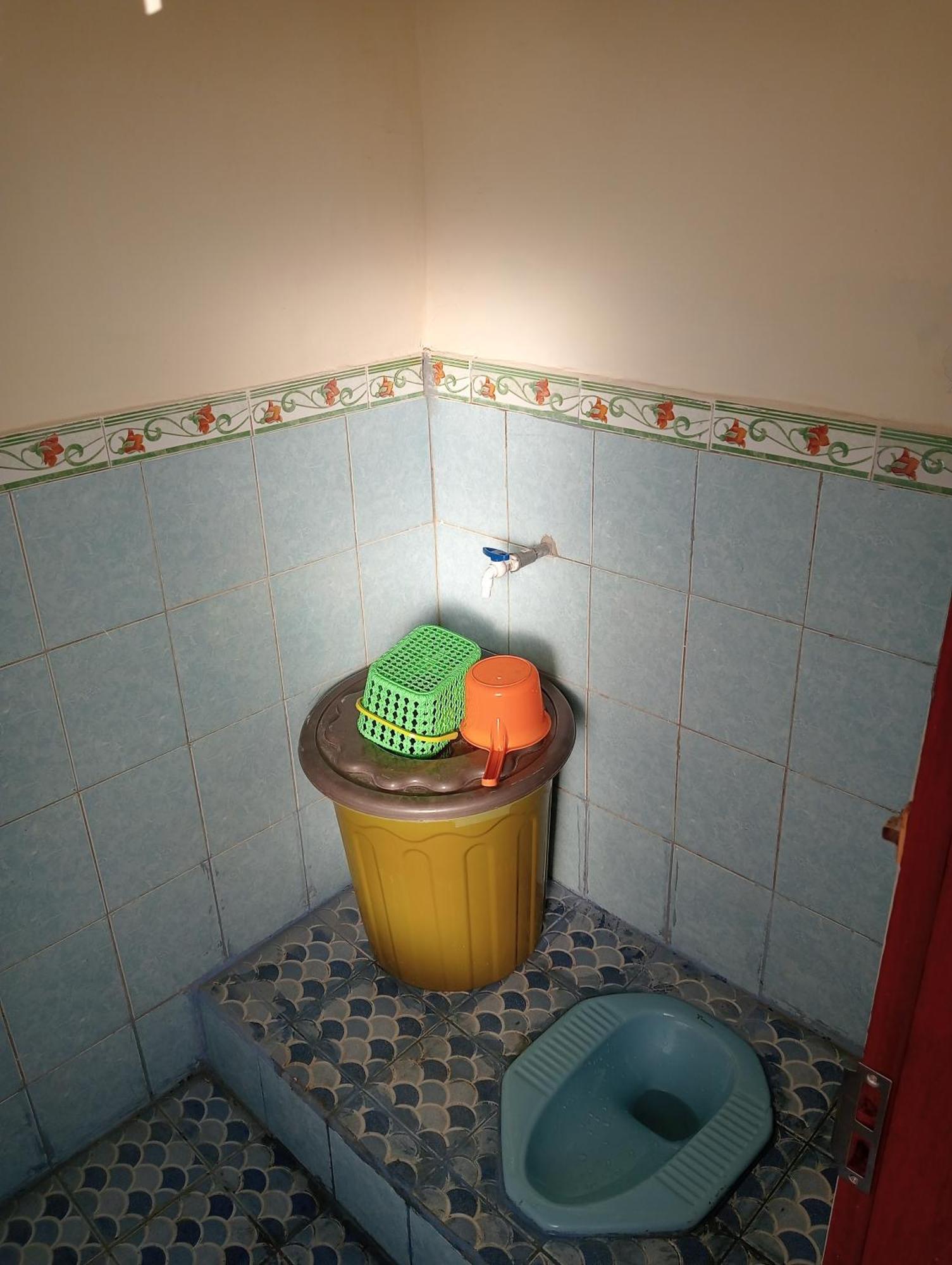 Yusilver Guest House Labuan Bajo Bagian luar foto