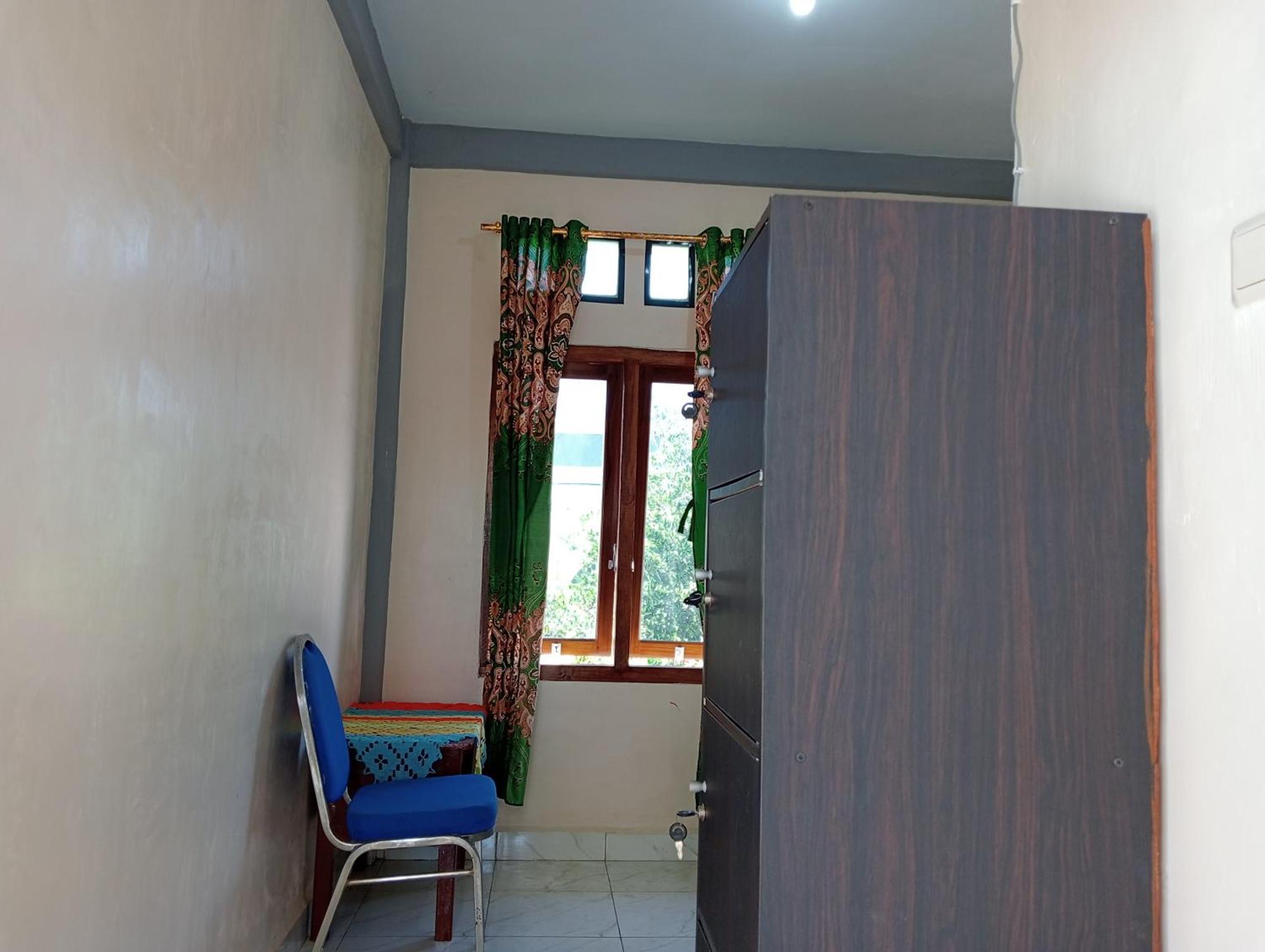 Yusilver Guest House Labuan Bajo Bagian luar foto