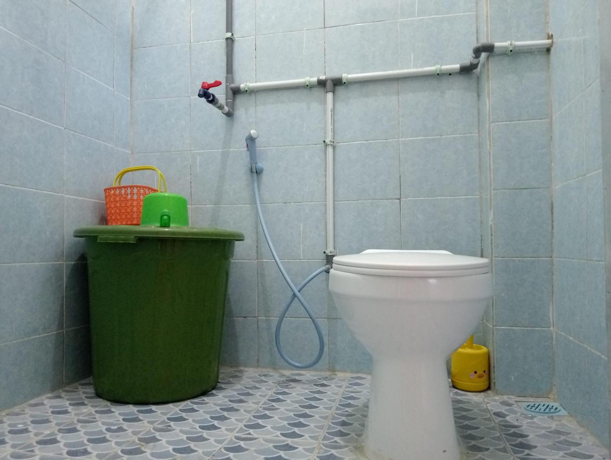 Yusilver Guest House Labuan Bajo Bagian luar foto
